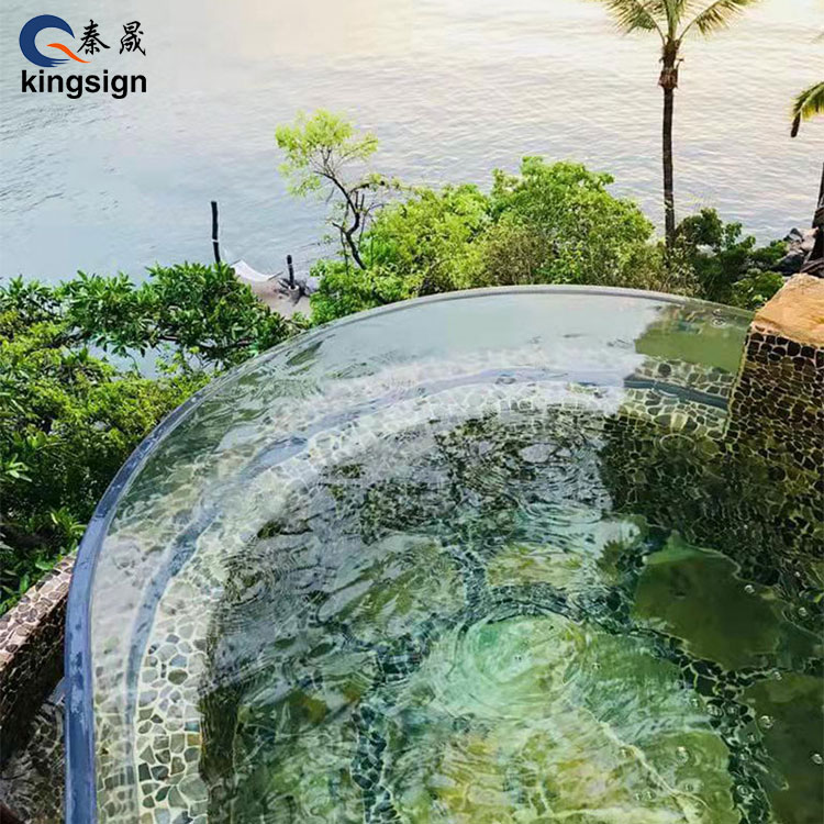 Czy okno basenowe naprawdę może pozostać krystalicznie czyste i bezpieczne przez lata?